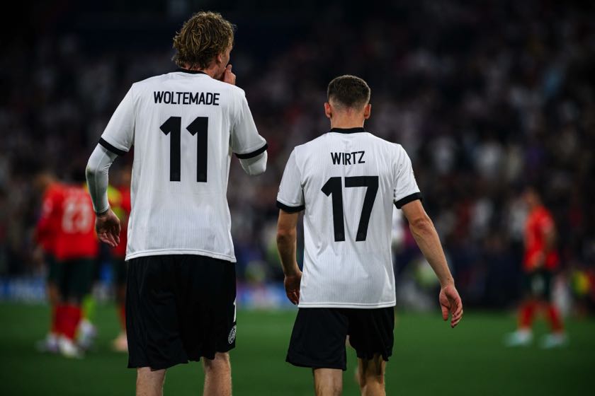 Nick Woltemade compared to Florian Wirtz